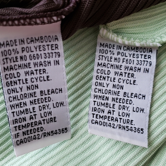 Two Alia Lightweight Tops - Picture 7 of 7